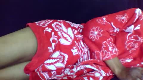 Snapshot of give_us_pleasure chatting on November 19, 2025, 6:35 am give_us_pleasure online show from November 19, 2025, 6:35 am