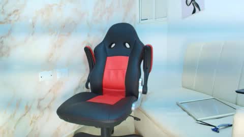 Snapshot of giyu_hayashi chatting on December 5, 2025, 1:25 am giyu online show from December 5, 2025, 1:25 am