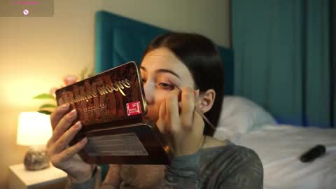 Agness online show from November 12, 2025, 1:44 pm