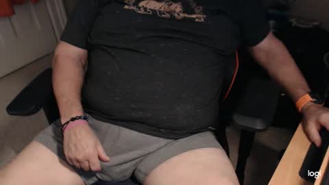 Snapshot of gizmo706 chatting on November 19, 2025, 5:24 pm gizmo706 online show from November 19, 2025, 5:24 pm