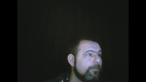 Snapshot of gjleeke chatting on December 24, 2024, 10:39 pm guzz online show from December 24, 2024, 10:39 pm