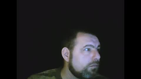 Snapshot of gjleeke chatting on December 28, 2024, 12:04 am guzz online show from December 28, 2024, 12:04 am