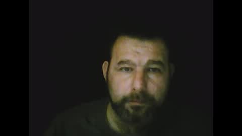 Snapshot of gjleeke chatting on March 8, 2025, 11:07 pm guzz online show from March 8, 2025, 11:07 pm