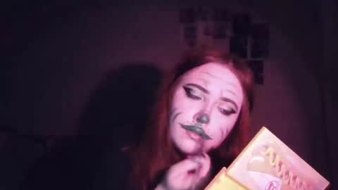 Snapshot of glamour_rebel chatting on December 14, 2025, 12:10 pm glamour_rebel online show from December 14, 2025, 12:10 pm