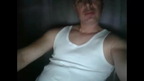 Snapshot of glanzer88999 chatting on December 7, 2024, 8:22 am glanzer88999 online show from December 7, 2024, 8:22 am