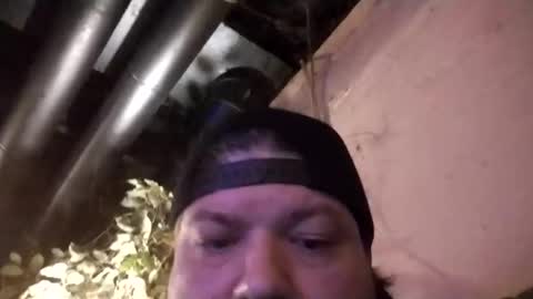 Snapshot of gleeguy chatting on November 5, 2025, 6:57 am gleeguy online show from November 5, 2025, 6:57 am