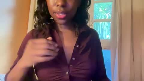 Snapshot of glitchglimmer chatting on March 22, 2026, 9:07 pm glitchglimmer online show from March 22, 2026, 9:07 pm