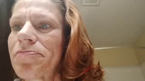 Snapshot of glizzy4u chatting on September 26, 2025, 2:26 am glizzy4u online show from September 26, 2025, 2:26 am