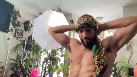 Snapshot of globalmovement chatting on February 23, 2026, 8:28 pm globalmovement online show from February 23, 2026, 8:28 pm