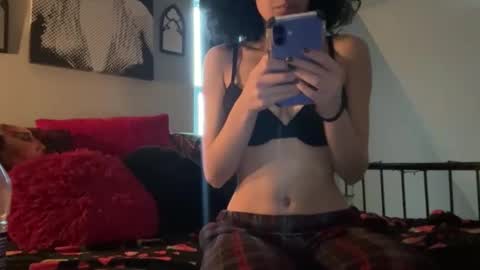 Snapshot of globberton chatting on December 15, 2025, 8:02 pm Baby Bimbo online show from December 15, 2025, 8:02 pm