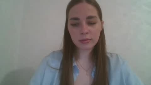 gloria954807 online show from May 13, 2026, 5:32 pm