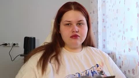 Snapshot of gloria_thomas chatting on March 17, 2026, 7:55 am gloria_thomas online show from March 17, 2026, 7:55 am