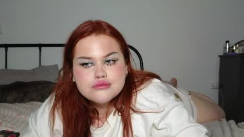 Snapshot of gloria_thomas chatting on April 8, 2026, 6:08 pm gloria_thomas online show from April 8, 2026, 6:08 pm