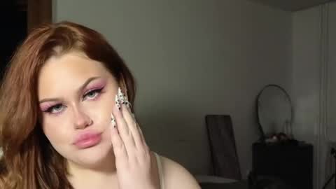 Snapshot of gloria_thomas chatting on May 18, 2026, 8:03 pm gloria_thomas online show from May 18, 2026, 8:03 pm