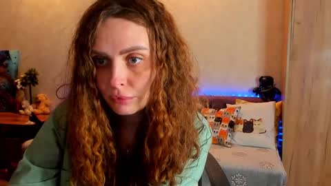 Snapshot of gloria_wood chatting on January 18, 2025, 5:59 pm Gloria Wood online show from January 18, 2025, 5:59 pm