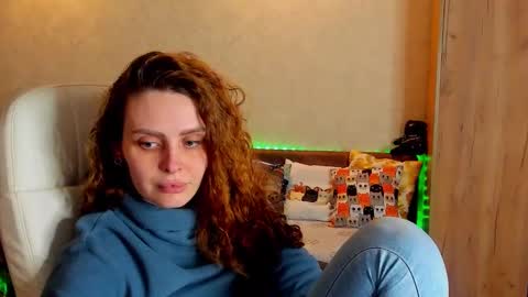 Snapshot of gloria_wood chatting on February 2, 2025, 6:53 pm Gloria Wood online show from February 2, 2025, 6:53 pm