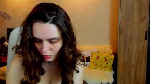 Snapshot of gloria_wood chatting on September 8, 2025, 8:30 pm Gloria Wood online show from September 8, 2025, 8:30 pm