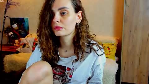 Snapshot of gloria_wood chatting on November 6, 2025, 6:20 pm Gloria Wood online show from November 6, 2025, 6:20 pm