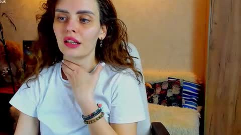 Snapshot of gloria_wood chatting on December 5, 2025, 4:58 pm Gloria Wood online show from December 5, 2025, 4:58 pm