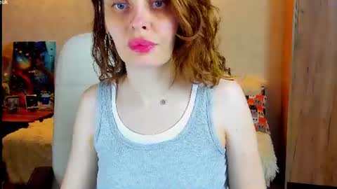 Snapshot of gloria_wood chatting on June 30, 2026, 7:48 pm Gloria Wood online show from June 30, 2026, 7:48 pm
