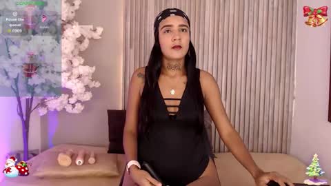 glory_girl online show from November 29, 2025, 2:53 pm