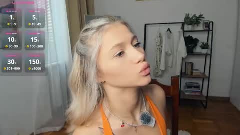 Cherry online show from November 2, 2025, 7:22 am