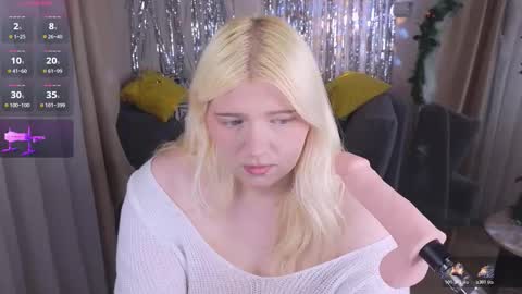 Snapshot of glowkittenx chatting on December 18, 2025, 7:03 am glowkittenx online show from December 18, 2025, 7:03 am