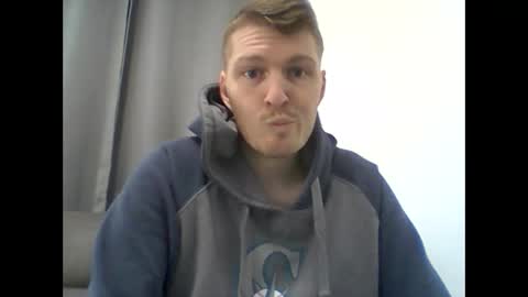 Snapshot of gmonay1331 chatting on January 25, 2025, 7:49 pm gmonay1331 online show from January 25, 2025, 7:49 pm