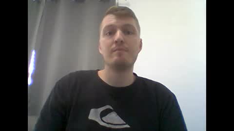 Snapshot of gmonay1331 chatting on September 22, 2025, 6:32 pm gmonay1331 online show from September 22, 2025, 6:32 pm