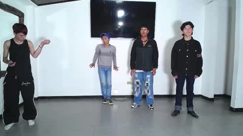 Snapshot of gnecos chatting on October 27, 2025, 6:23 pm THOMAS AND DAMIAND online show from October 27, 2025, 6:23 pm