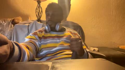 goatchocolate online show from December 21, 2024, 9:47 pm