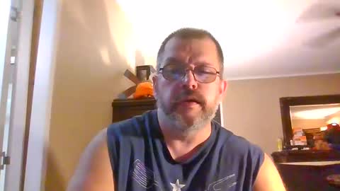 Snapshot of gobey33 chatting on October 1, 2025, 2:50 am IDKIDCIDGAF online show from October 1, 2025, 2:50 am