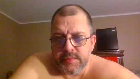 Snapshot of gobey33 chatting on April 28, 2026, 1:04 am IDKIDCIDGAF online show from April 28, 2026, 1:04 am