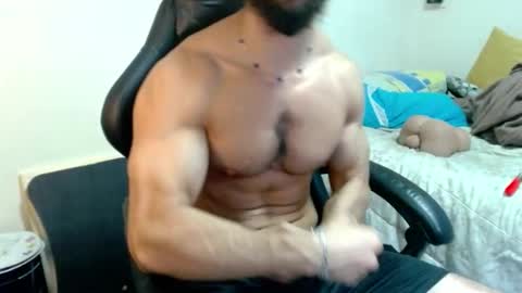 Snapshot of god_hunkules chatting on March 10, 2026, 6:24 pm god hunkules online show from March 10, 2026, 6:24 pm