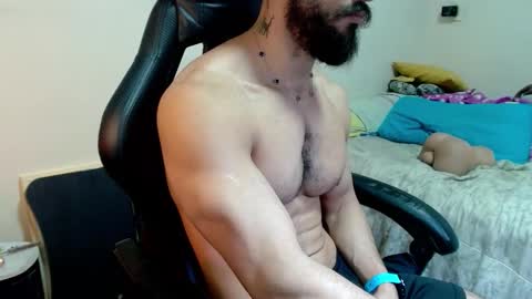Snapshot of god_hunkules chatting on March 13, 2026, 6:03 pm god hunkules online show from March 13, 2026, 6:03 pm