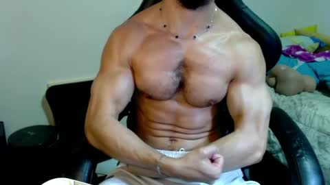 Snapshot of god_hunkules chatting on April 2, 2026, 4:43 am god hunkules online show from April 2, 2026, 4:43 am