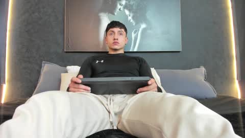 steven online show from December 31, 2024, 7:18 pm