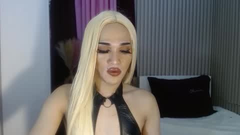 Snapshot of goddesdiane8inch chatting on May 27, 2026, 2:14 pm D I A N N E online show from May 27, 2026, 2:14 pm