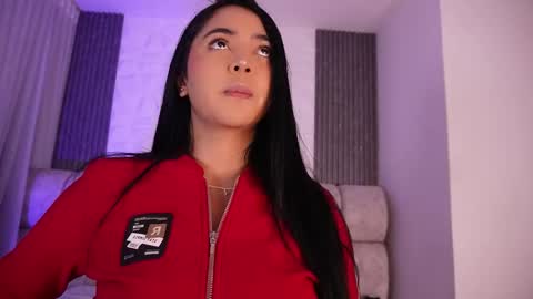 goddess_eli77 online show from April 14, 2026, 3:01 am