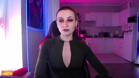 Snapshot of goddess_elpisfoxter chatting on June 3, 2026, 3:17 pm Elpis Foxter online show from June 3, 2026, 3:17 pm