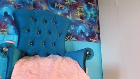 Mrs. Isabella online show from June 25, 2026, 5:12 am