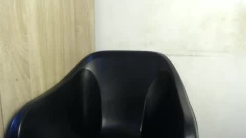 Snapshot of goddess_mellissa chatting on May 1, 2026, 9:58 am mellissa online show from May 1, 2026, 9:58 am