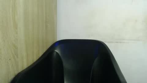 Snapshot of goddess_mellissa chatting on May 6, 2026, 5:35 am mellissa online show from May 6, 2026, 5:35 am