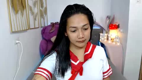 mia online show from December 9, 2024, 12:19 pm