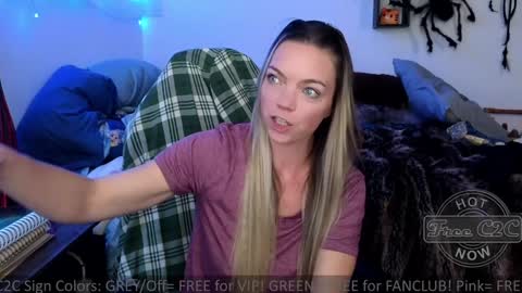 Snapshot of goddess_of_mars chatting on December 12, 2024, 7:15 pm Patricia Mars Goddess of Mars twitter thegoddessmindy online show from December 12, 2024, 7:15 pm