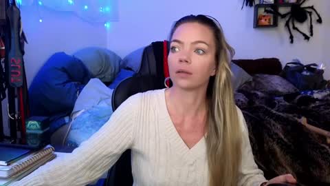 Snapshot of goddess_of_mars chatting on January 9, 2025, 3:34 pm Patricia Mars Goddess of Mars twitter thegoddessmindy online show from January 9, 2025, 3:34 pm