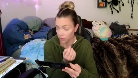 Snapshot of goddess_of_mars chatting on January 14, 2025, 3:36 pm Patricia Mars Goddess of Mars twitter thegoddessmindy online show from January 14, 2025, 3:36 pm