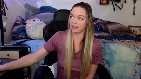 Snapshot of goddess_of_mars chatting on February 25, 2025, 3:16 pm Patricia Mars Goddess of Mars twitter thegoddessmindy online show from February 25, 2025, 3:16 pm