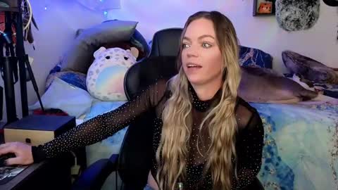 Snapshot of goddess_of_mars chatting on March 4, 2025, 6:39 pm Patricia Mars Goddess of Mars twitter thegoddessmindy online show from March 4, 2025, 6:39 pm