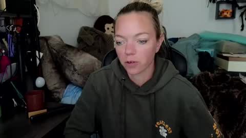 Snapshot of goddess_of_mars chatting on October 9, 2025, 4:16 pm Patricia Mars Goddess of Mars twitter thegoddessmindy online show from October 9, 2025, 4:16 pm